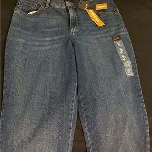 NWT Lee Women's Dark Blue Straight Leg Jeans